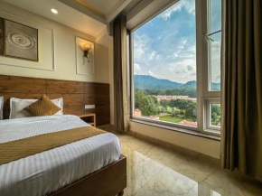 Hotel Nirvana Bliss, Behind Parmarth Niketan